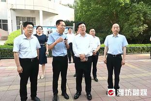 美记：76人想为马克西找后场搭档 但不愿出大钱&想保持工资灵活性